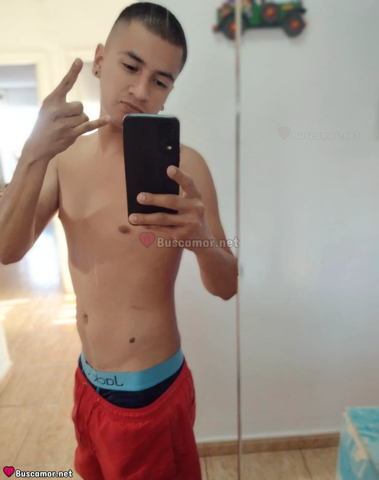 641970769 - Amo los masajes en la playa