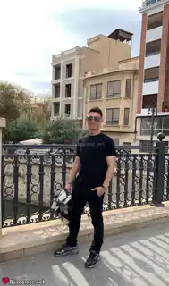 603378945 - Yo soy un chico.