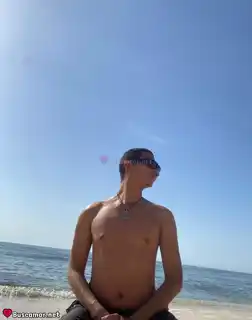 603479799 - Erick disfruta la vida