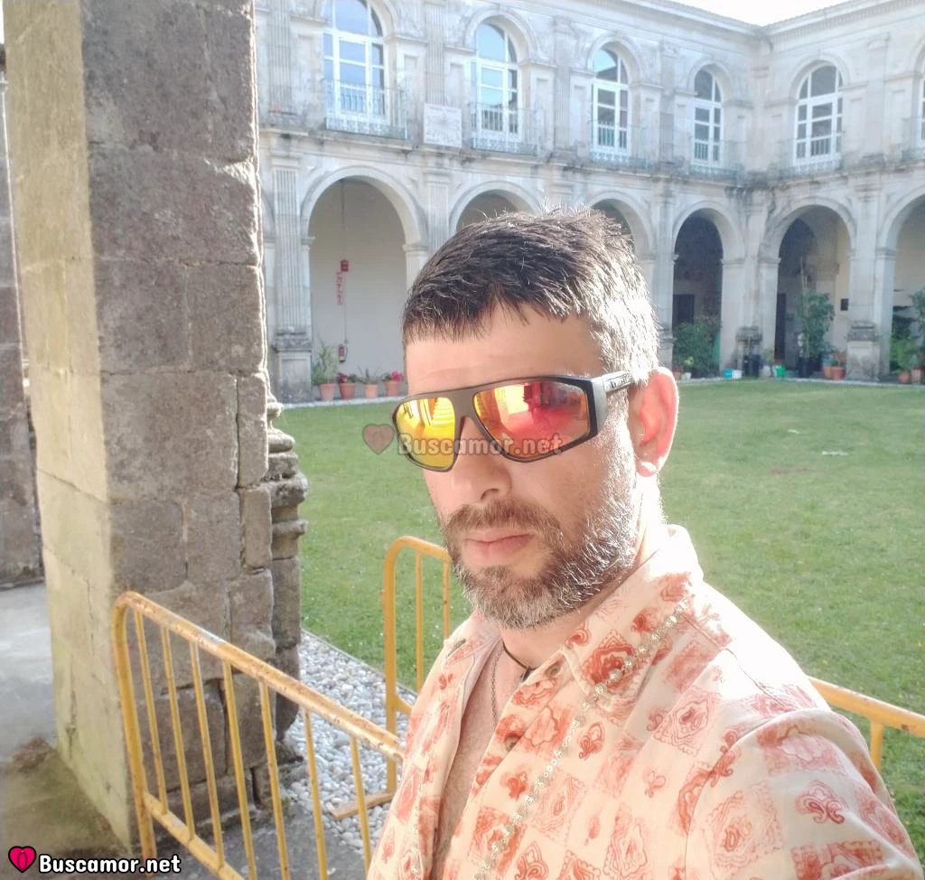 651507690 - Chico gran bremjena siempre presente