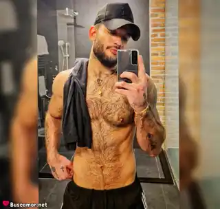 604308073 - soy chico latino de Las Palmas, busco alguien para compartir buen rato.