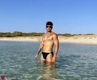 615733655 - Hola, busco alguien especial para compartir experiencias divertidas.