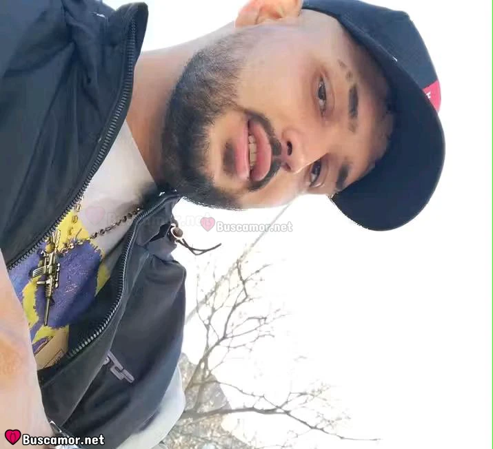 697586082 - soy jeison y busco una conneccion real