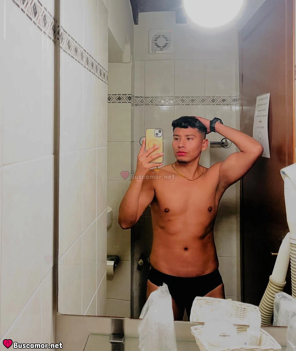 643736760 - Soy un chabako de 24 años, busco compania y buena onda en la city :)