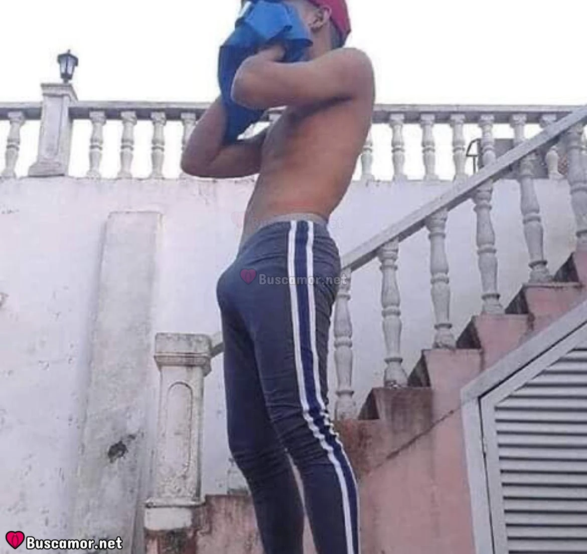631515816 - Andres, guapete y musculoso, busco maduros casados que quieran un buen masajito sensual.