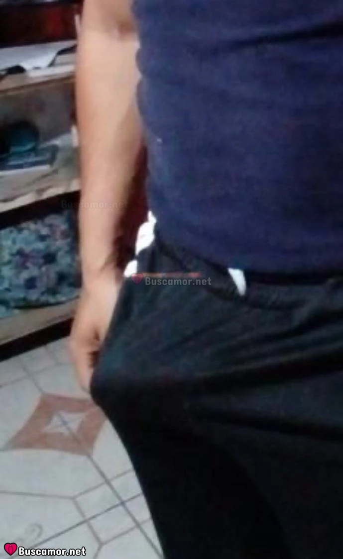 631515816 - Andres, guapete y musculoso, busco maduros casados que quieran un buen masajito sensual.