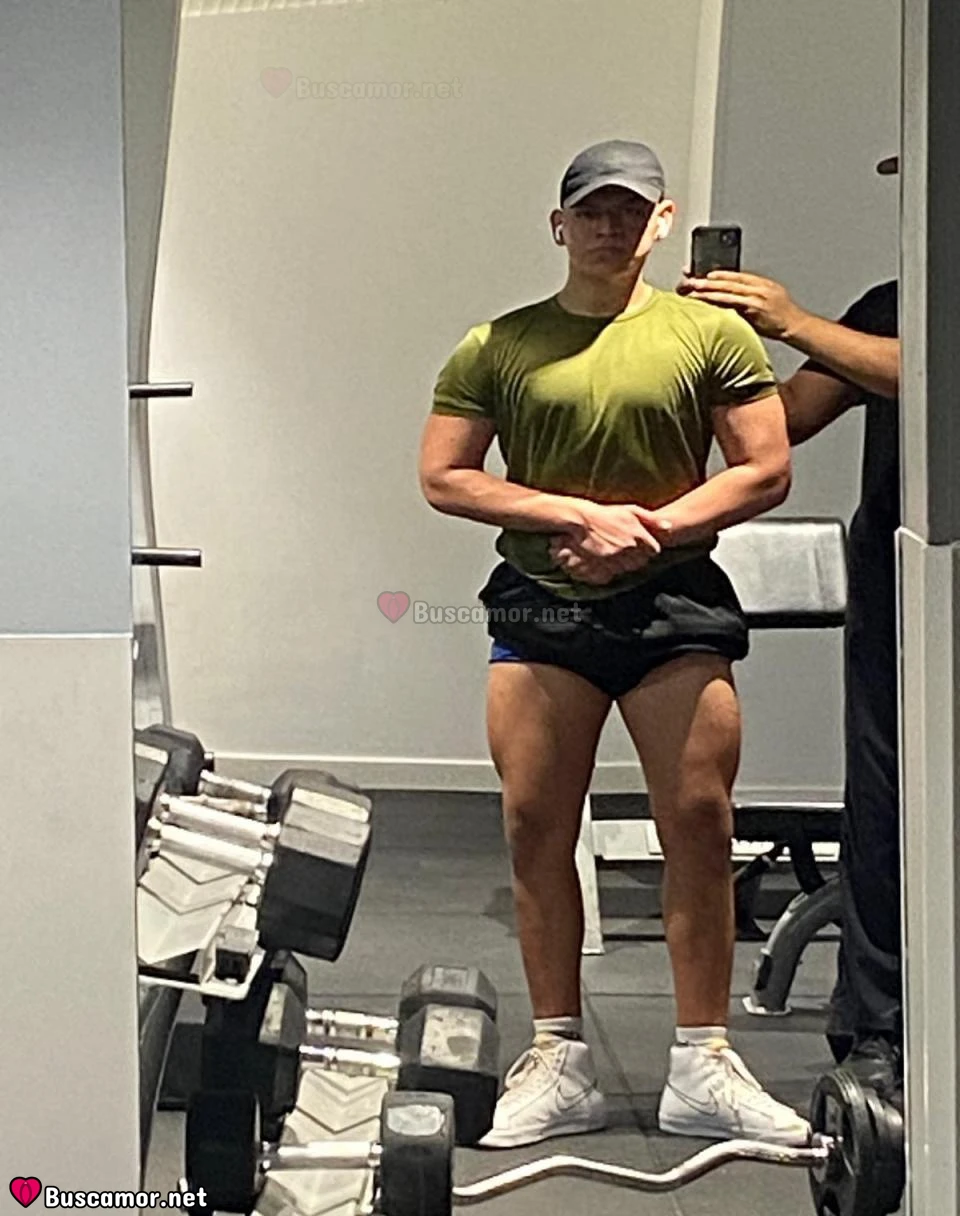 632570632 - Soy un travieso de 19 añitos, adicto al placer y puro fuego.