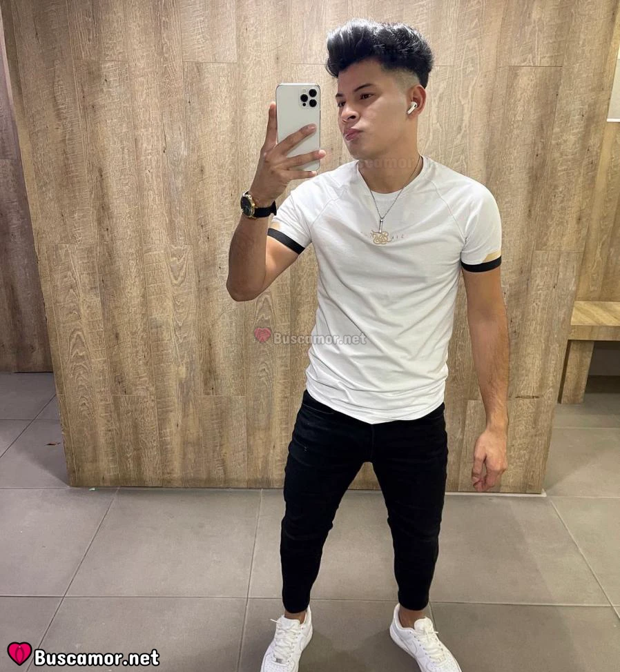 698461472 - Soy de Nicaragua, busco amor sincero ❤️😊.