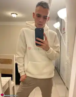 603106213 - Hola. . soy de barcelona. . busco compañer@ pa pasarlo bien y explorar juntos.