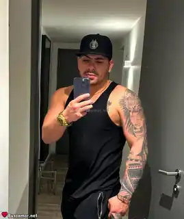 612485077 - Dylan disfruta la vida