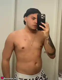677028259 - soy Aron 677028259, un escort de lujo colombiano q te hará disfrutar mucho.