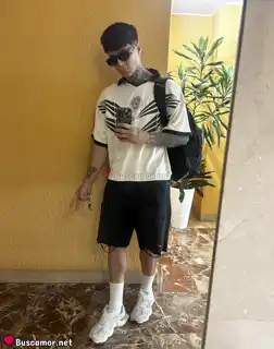 613941835 - soy emmanuel mills y busco diversioón