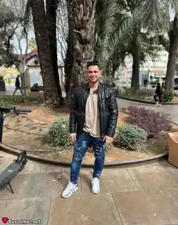663526446 - Hola, soy Sebastián 😄 busco compañera para reir y compartir aventuras juntos 😜.