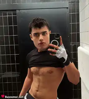 603223674 - Jonito. busco. charlas. divertidas. y. risas. juntos.  pasemos. bien.
