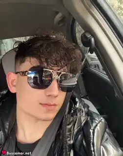 614482189 - Jhony latino busca aventura.