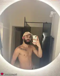 623547296 - Soy. un. latin.boy. auténtico.