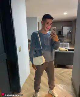 637819502 - busco un momentito de placer en nuebo latino, discreto.