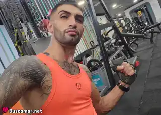 627209660 - Soy de akı, busco un chico para un plan.
