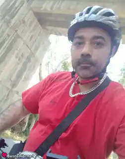 604484093 - Jonás busca chicas guapas.