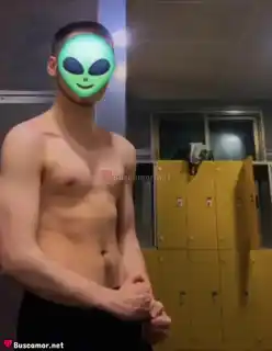 657051683 - soy un chaval de 21 años atrevido