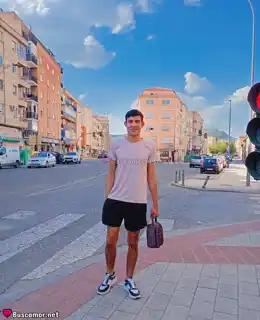 641088537 - Soy el latino guapo que buscas