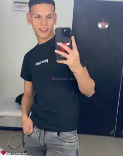 614682863 - soy Abraham, busco diversión y buena onda pa compartir.