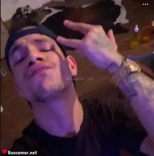 641470293 - Soy un chico joven , y siempre