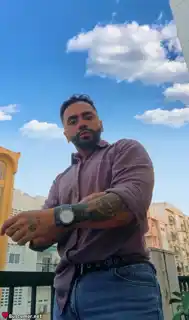 642099389 - soy latinx busco novedad