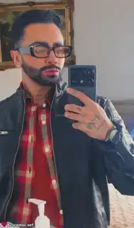 642099389 - soy latinx busco novedad