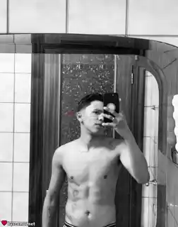 636115510 - Daniel Un chico disponible siempre