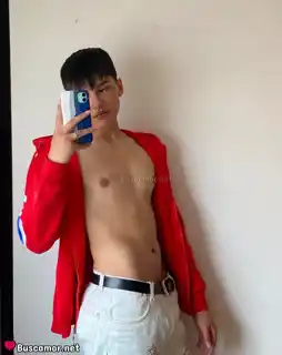 643176930 - Soy un chico latino d 22.. nuevo en la ciudad, busco fieston.