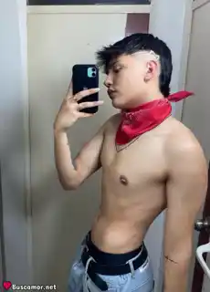 643176930 - Soy un chico latino d 22.. nuevo en la ciudad, busco fieston.
