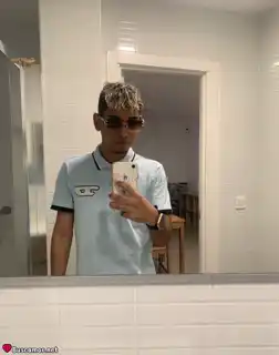 687161523 - Soy un chico buskando amor verdadero.