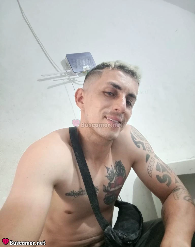 600824650 - Bryan latino baronil