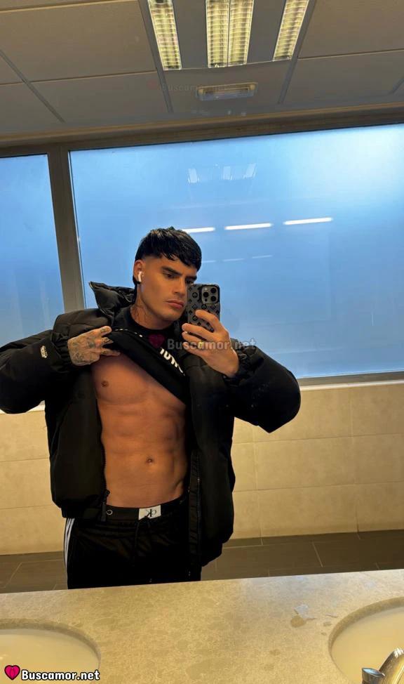 642698463 - Felipelatino