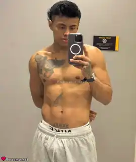 663867794 - Sebastián busca aventura.