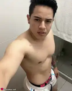 695918947 - Hola, soy un masajista joven.