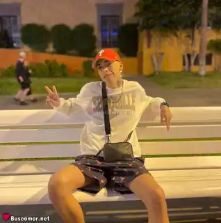 678956810 - soy un chico bacano