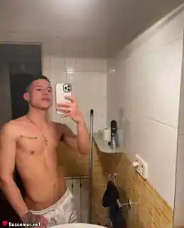 662632064 - soy un pereirano chistoso y sincero