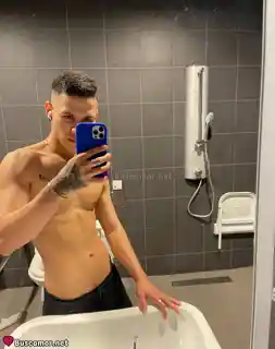 662632064 - soy un pereirano chistoso y sincero