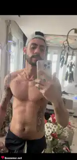 678546931 - Julio Brasil busca robar risas.
