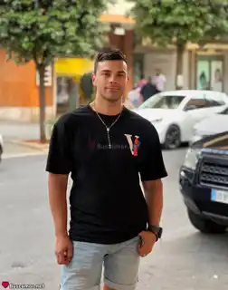 637014909 - Alessandro sin rollos aqui.