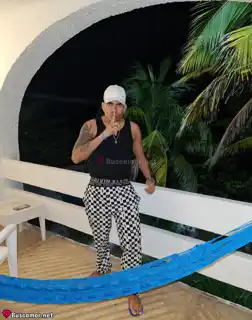 692788003 - Morenito busca amor.