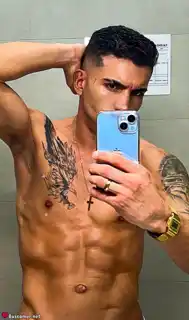 610238092 - Amaral me hace reir.