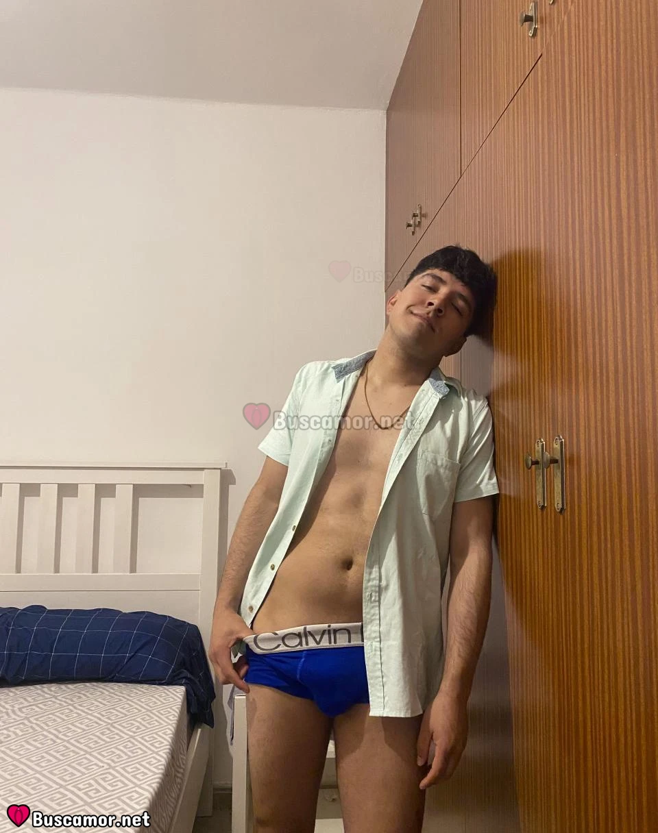 613933778 - Hola.. soy David de Venezuela.. busco alguien especial para compartir.