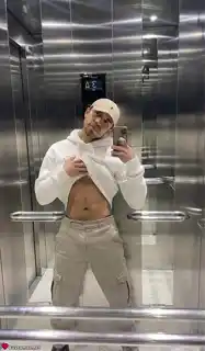 643780298 - llego, busco buena onda