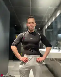 614737626 - Dylan busco divetirme en Madrid, tengo ganas de conocerte hoy