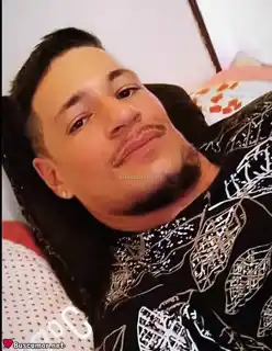 647967254 - Alex siempre sonrío