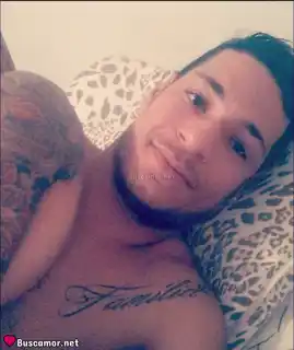 647967254 - Alex siempre sonrío