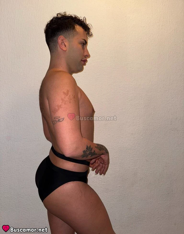 617791644 - Soy.Pedro, busco.amor.playa.